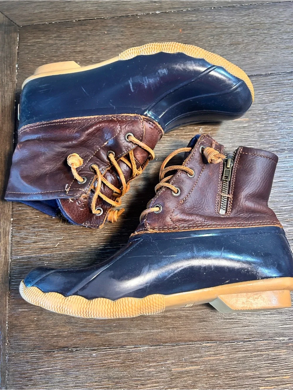 Sperry saltwater duck boots size 9